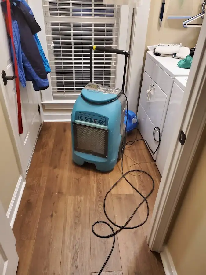 Commercial dehumidifier deployed for Flood Damage Cleanup in Steele Creek